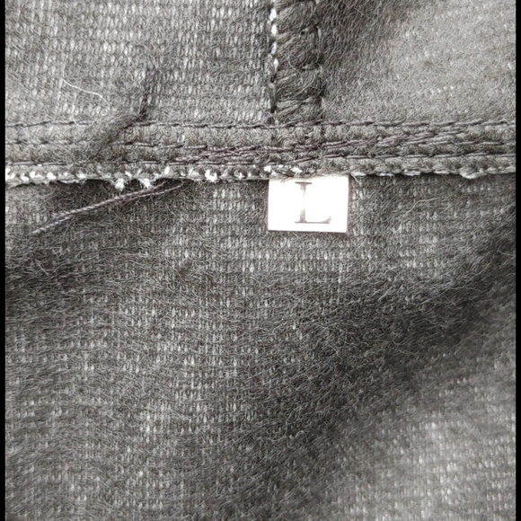 🃏 "Elf Style" Hooded Jacket - Picture 9 of 9